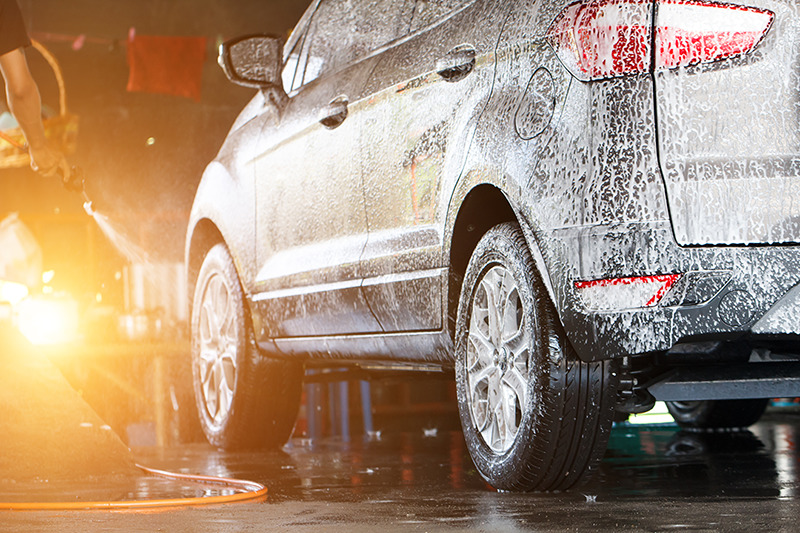 Are you confused about getting a full car detailing service in Dubai?