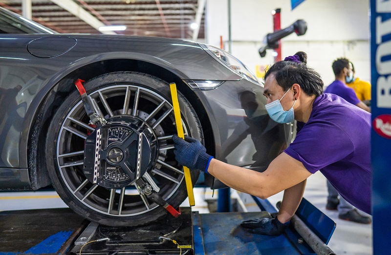 Tips for Finding an experienced and trusted car Service Station in Dubai