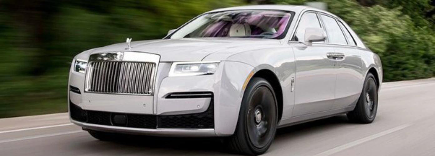 Top 5 Signs Your Rolls Royce Needs Professional Servicing in Dubai
